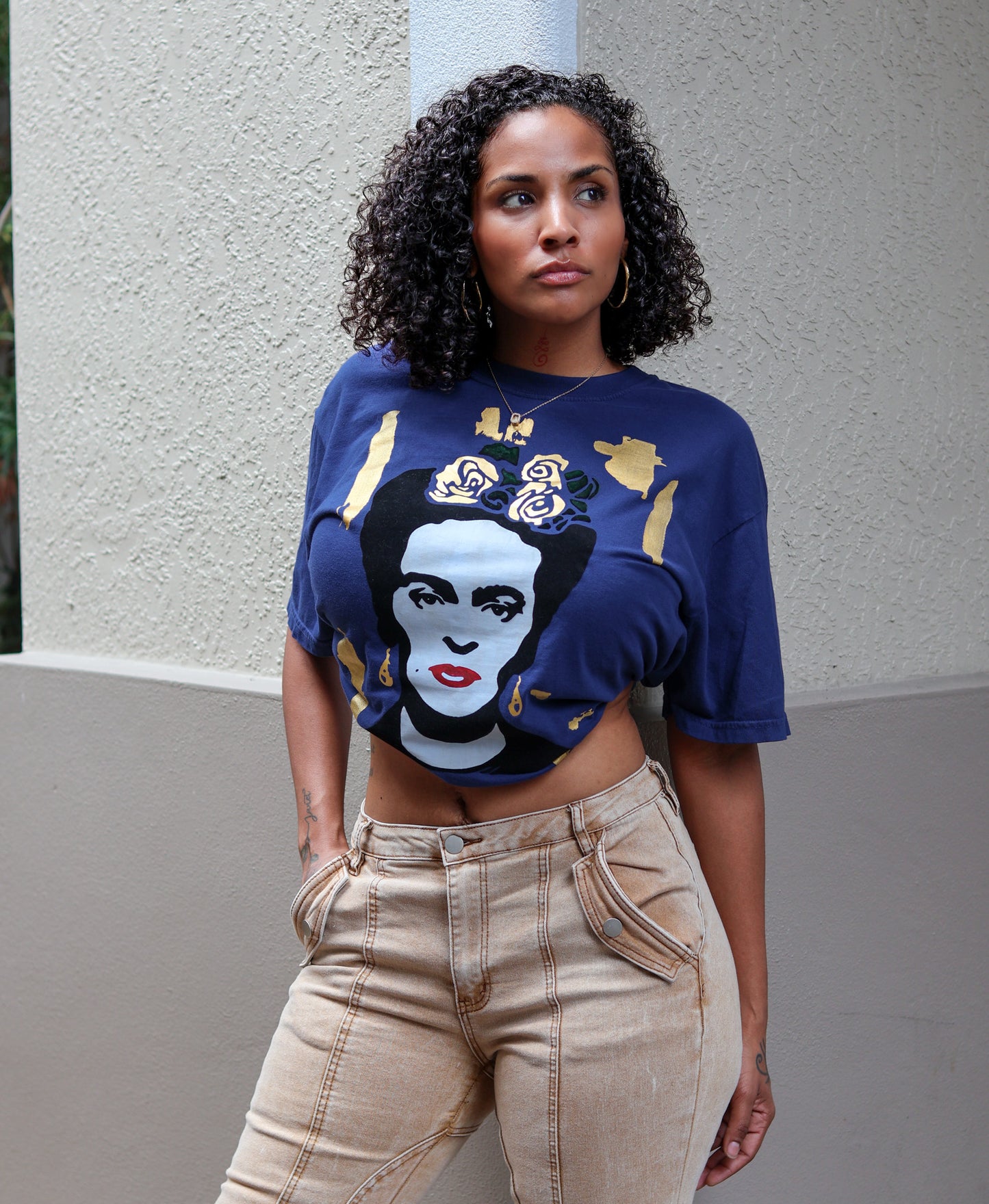 Finding Frida Tee